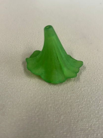 Lily Loose Resin Flower (29621)