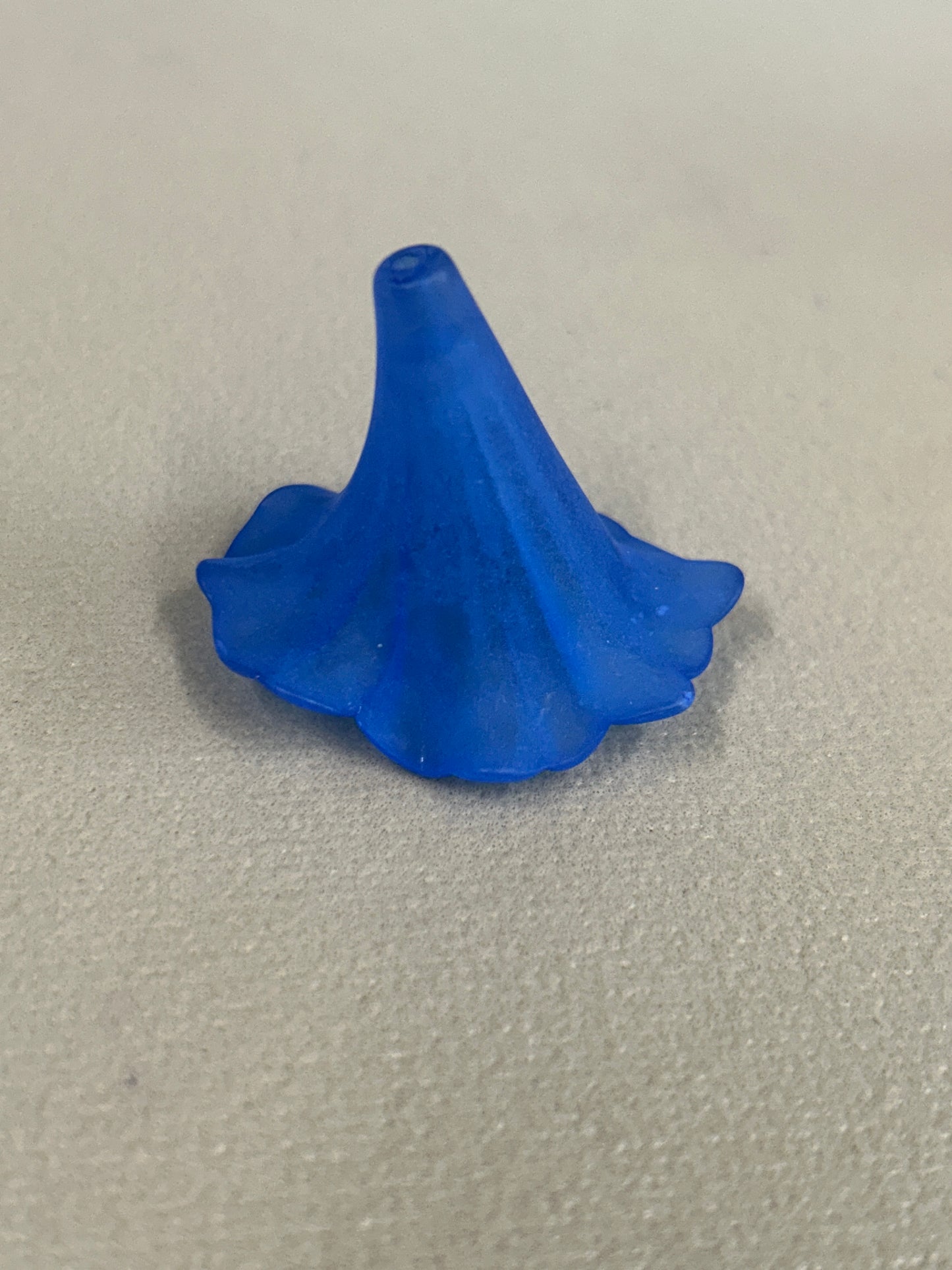 Lily Loose Resin Flower (29621)