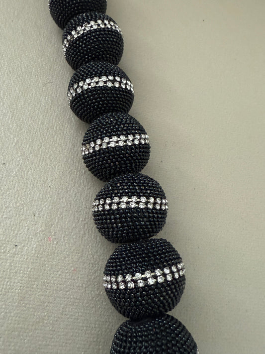 Two line rhinestine bead