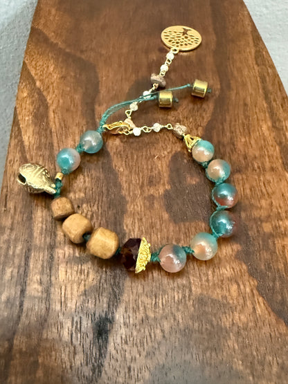 Kits for double knotted bracelet