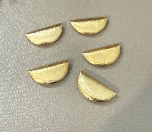 34x17mm half moon gc 9352