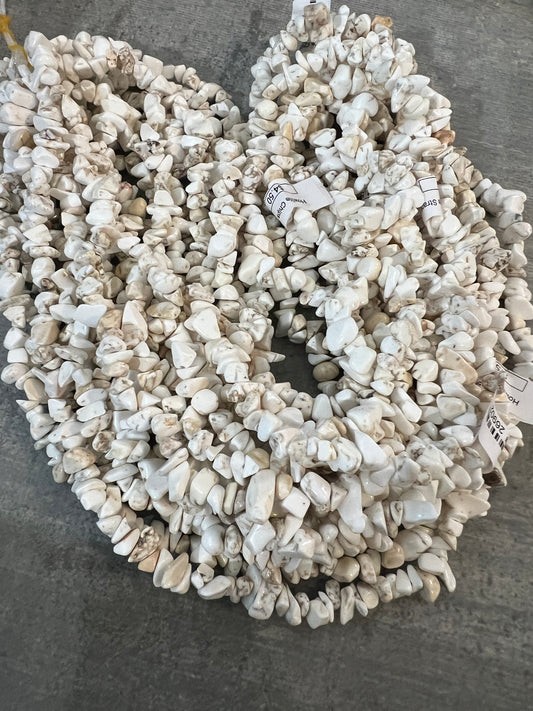 Howlite Chips Strand -26902