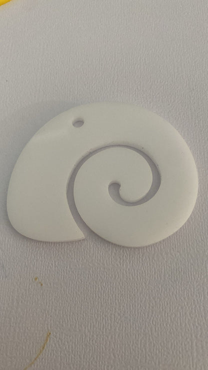 67mm Acrylic Snail Dif. Colors 31175