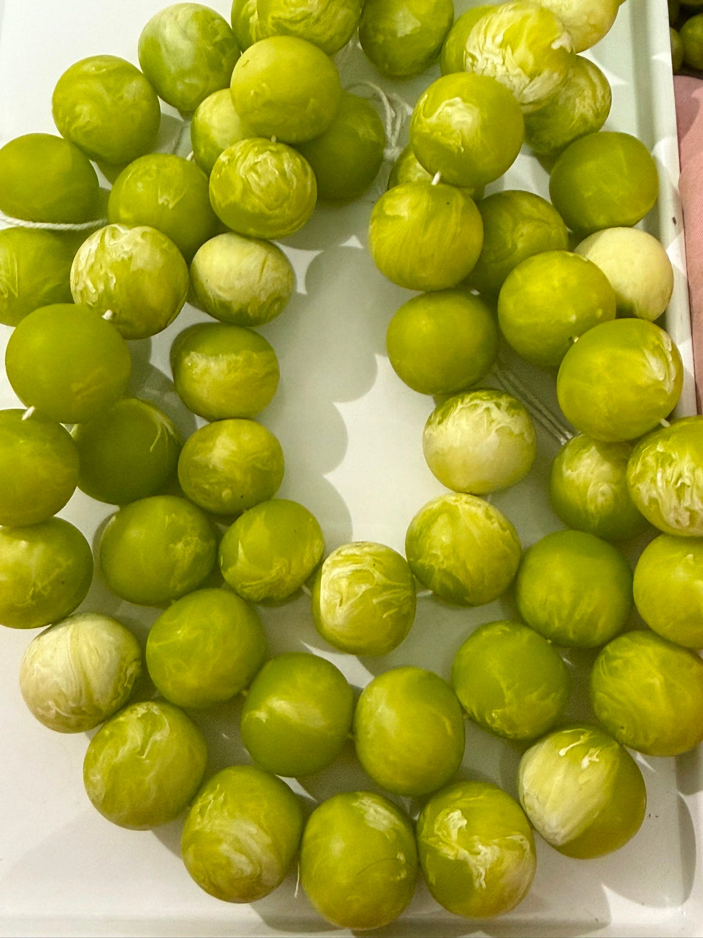 23mm Round Resin