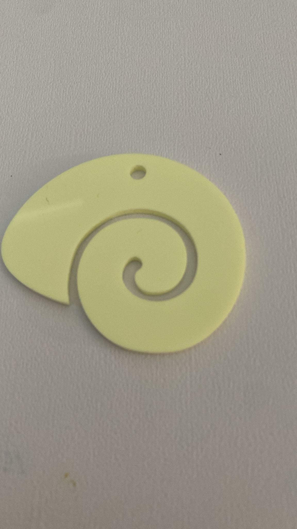 67mm Acrylic Snail Dif. Colors 31175