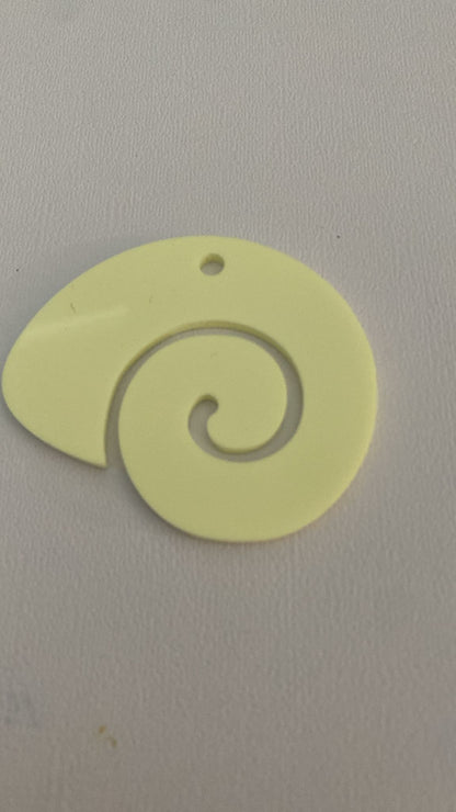 67mm Acrylic Snail Dif. Colors 31175