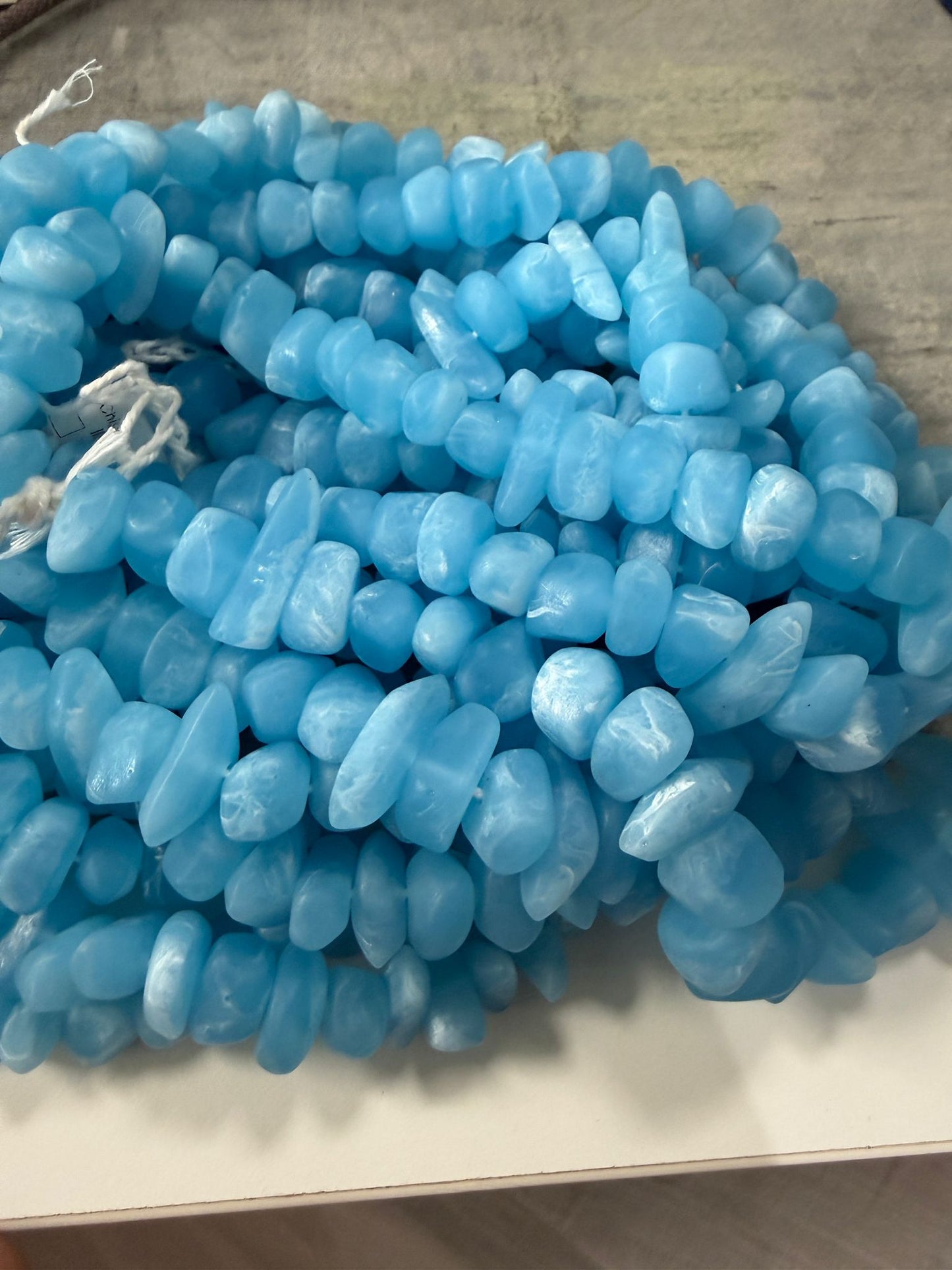 Irregular Resin Nugget strand