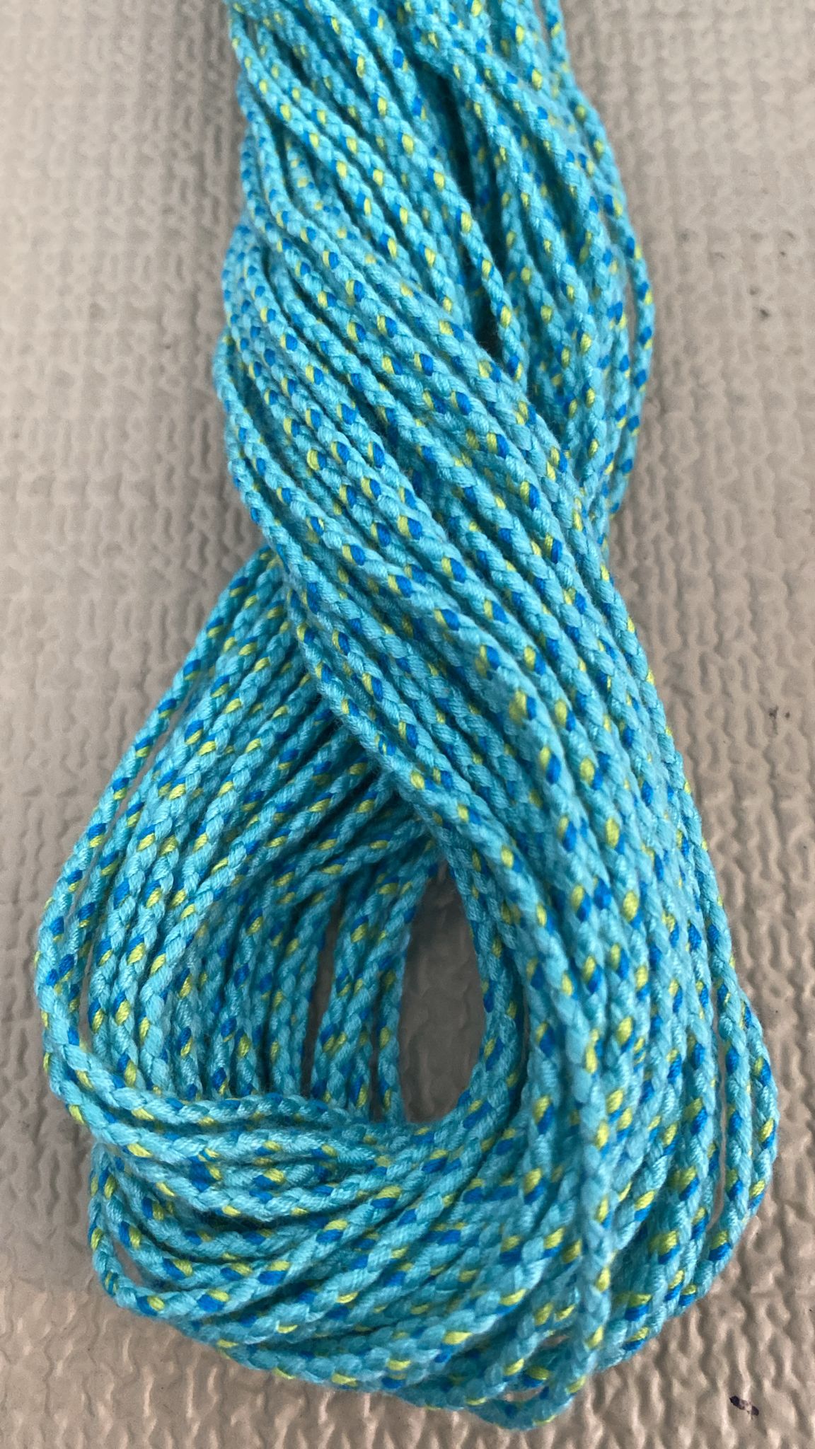 Mix Tread Multicolor 4 Yard #26013