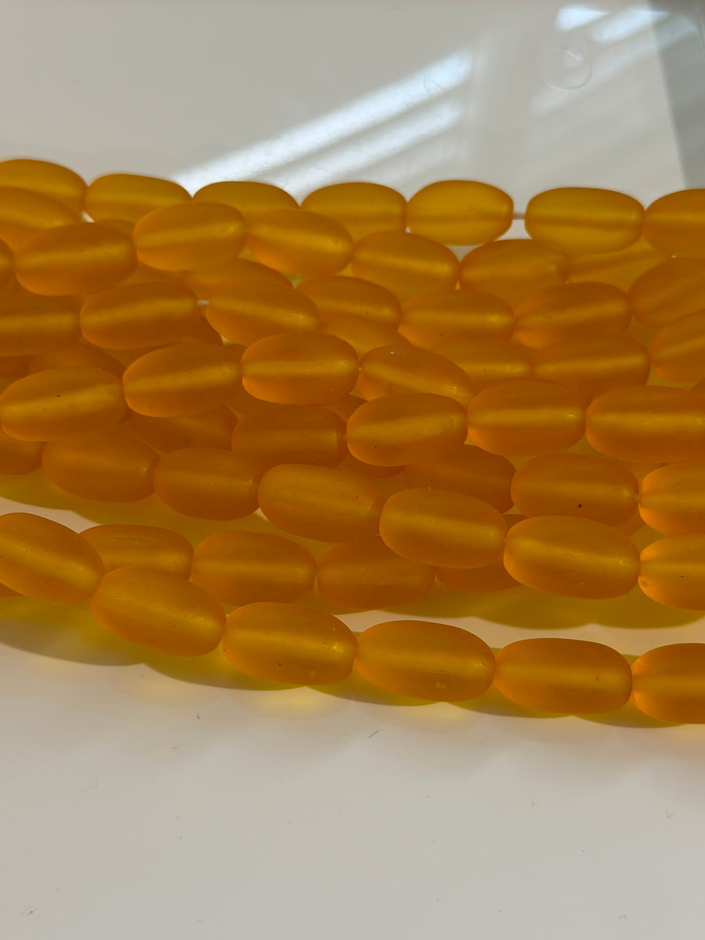 20mm Oval Resin strand