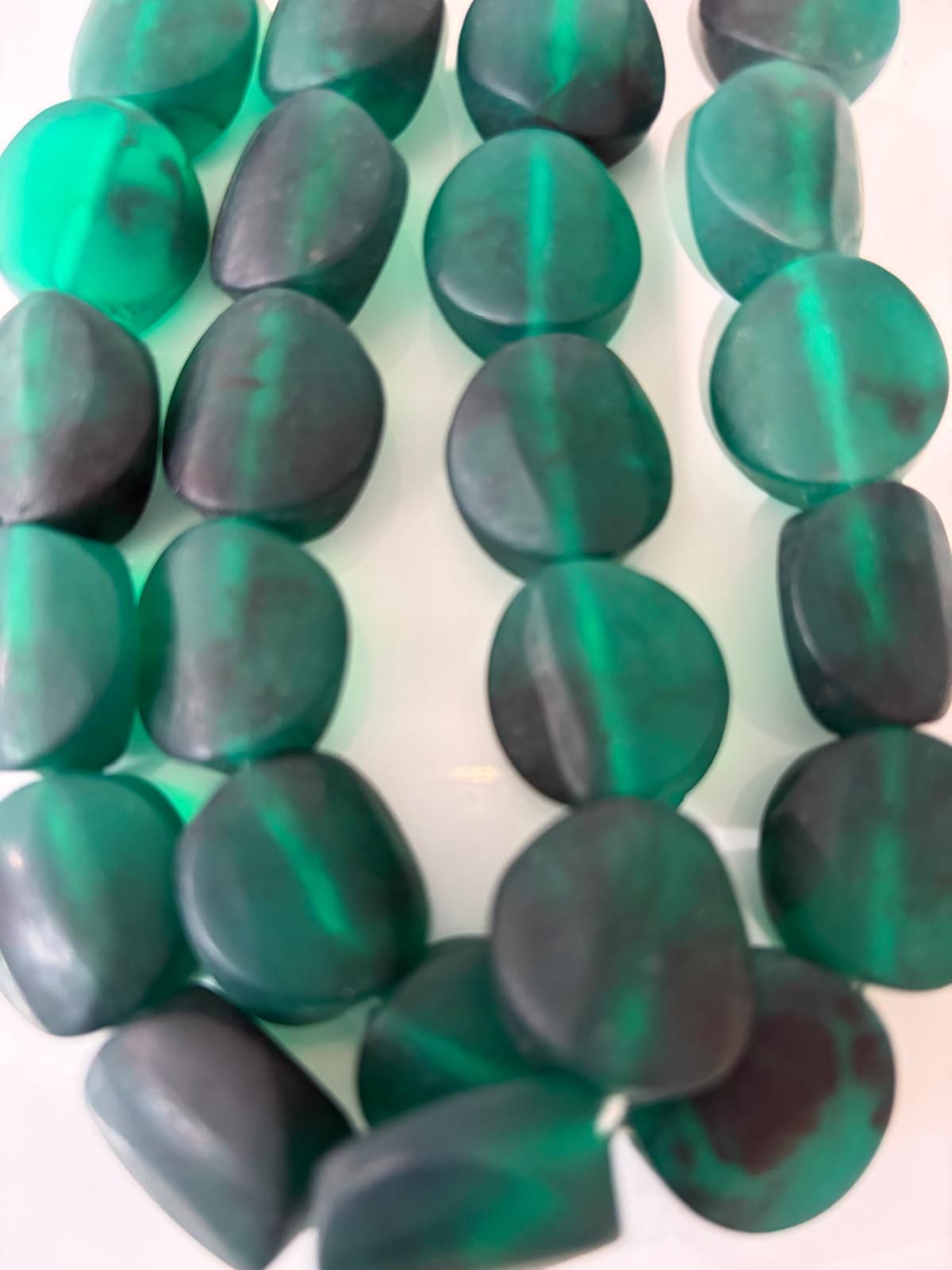 19mm Coin Resin Strand