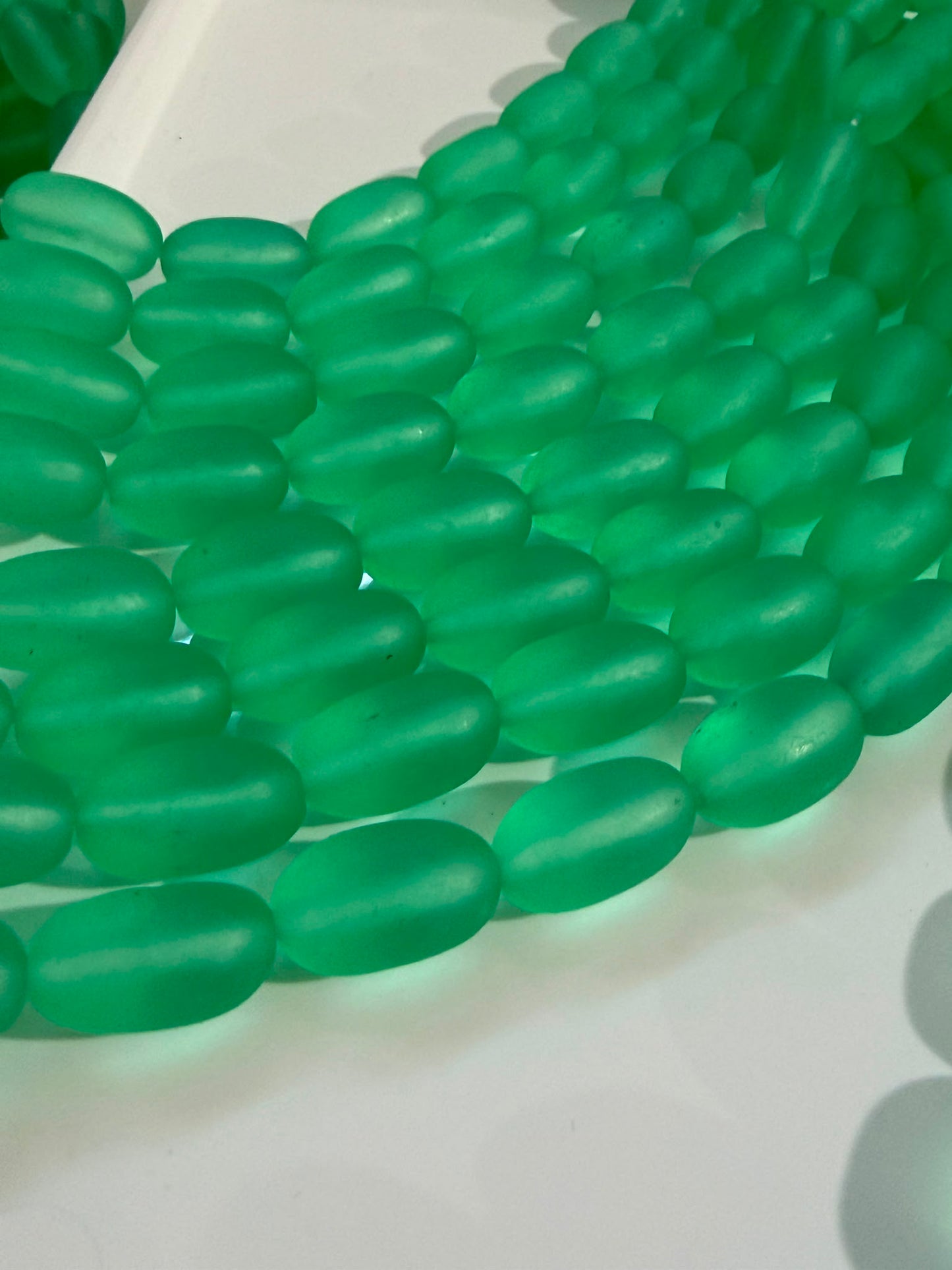 20mm Oval Resin strand
