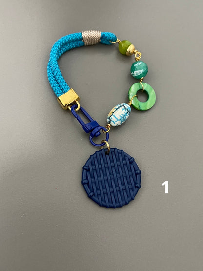 Fall resort style edition II, all materials included in kit.23435