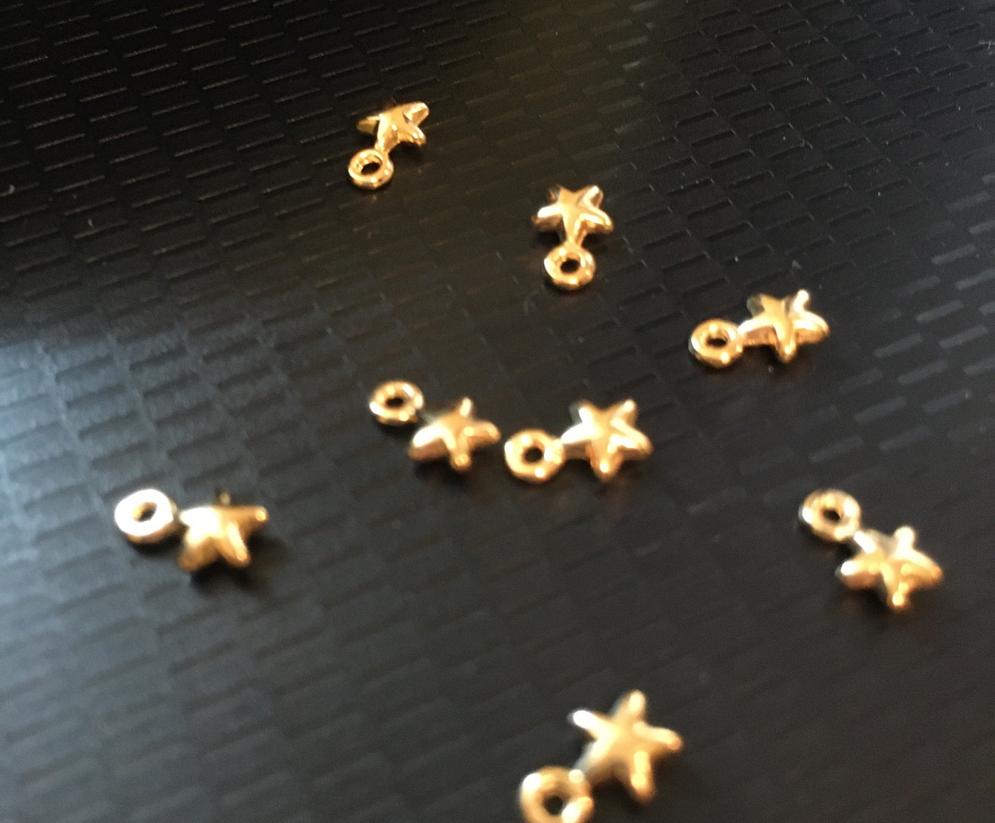 5mm star gold qty 8 / Estrella- 20434