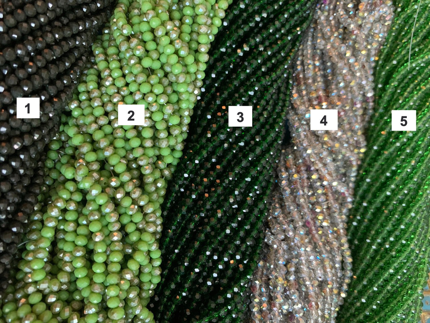 4mm Green Tones Rondelle Crystals / Cristales Verdes