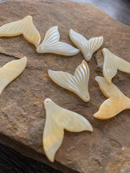 26mm tail qty 1 acrylic 20867