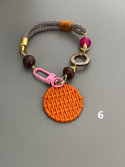 Fall resort style edition II, all materials included in kit.23435