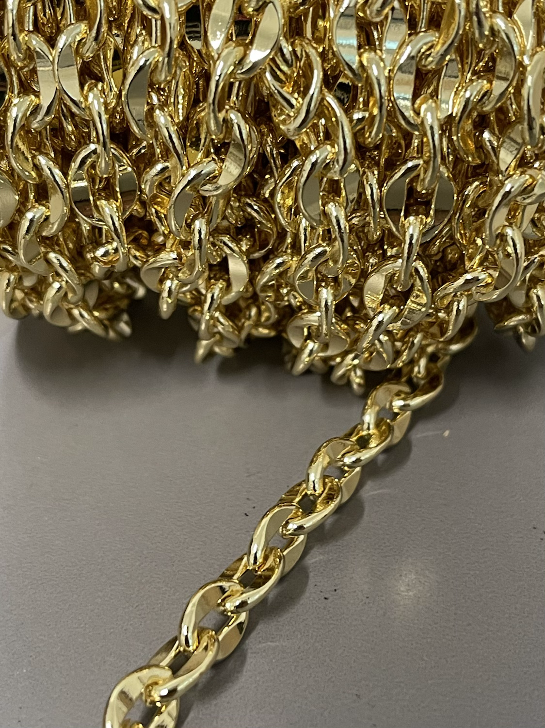 10.5 Gold Twist Link  by feet-  21873 18k