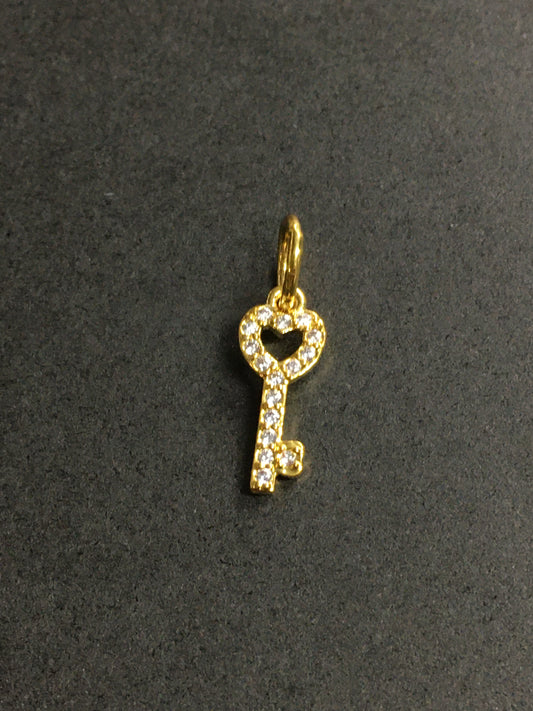 15mm Key with Pave Qty 1 / 17581