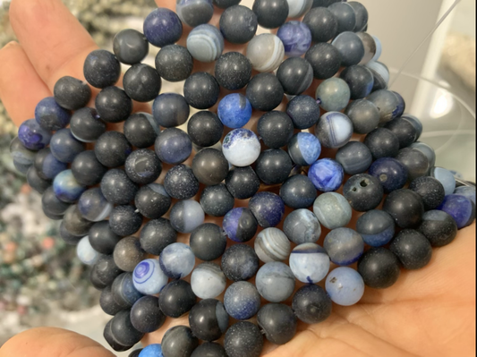 8mm blue black agate matte qty 47 beads 21642