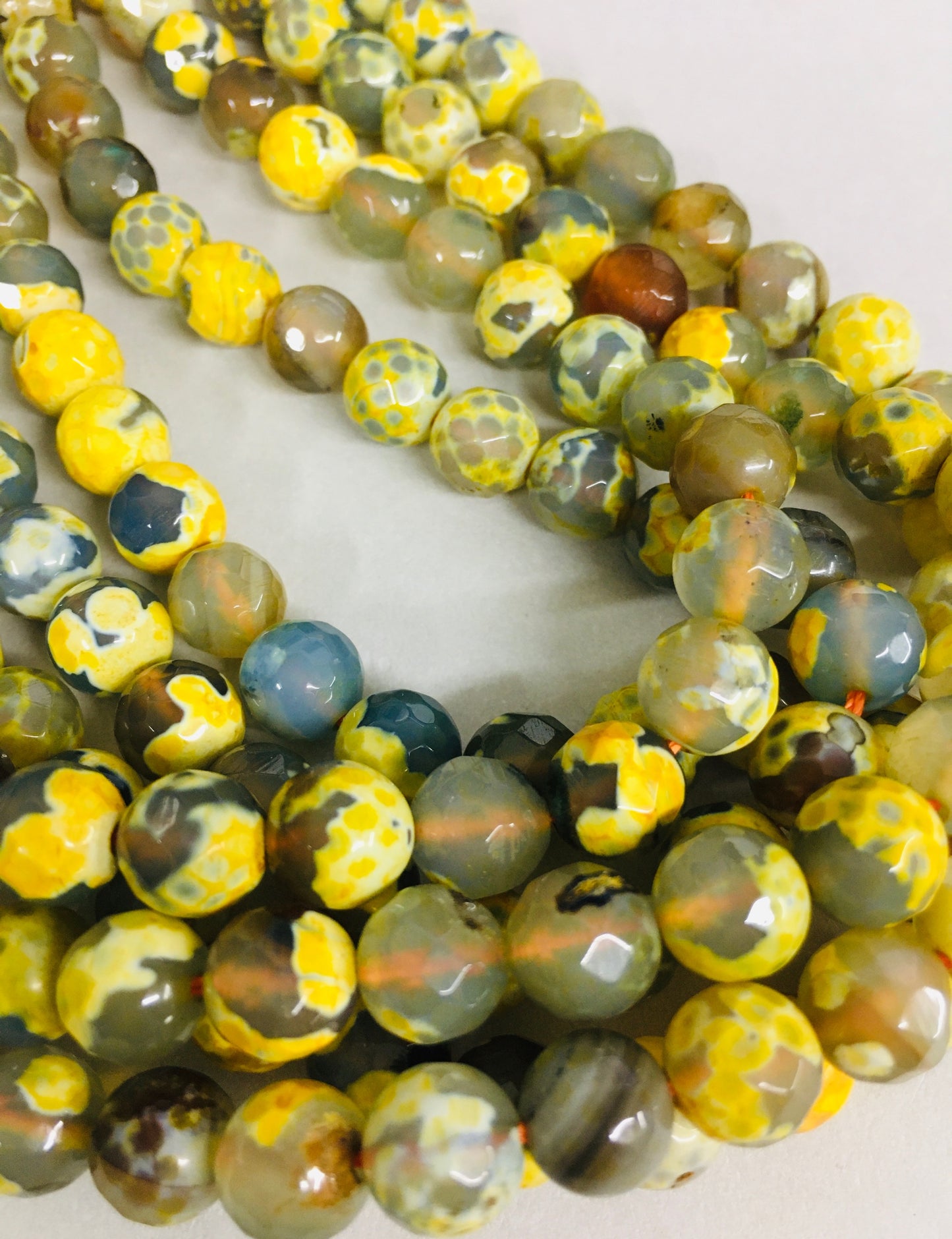 8mm Yellow and Gray Agate Faceted Strand / Agata16435