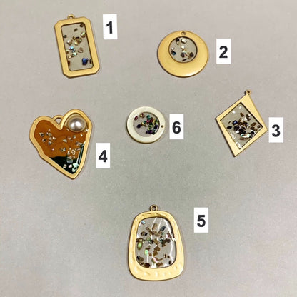 Resin with glitter pendant