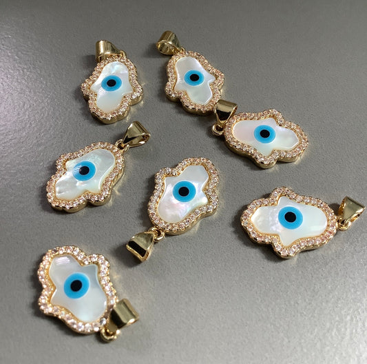 18mm Hamsa Eye With Zirc Charm Mop Qty1- 23400