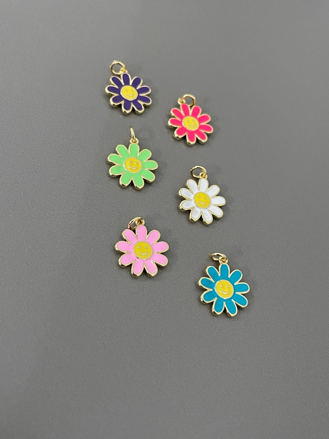 15mm Daisy Enamel Qty1- 23349