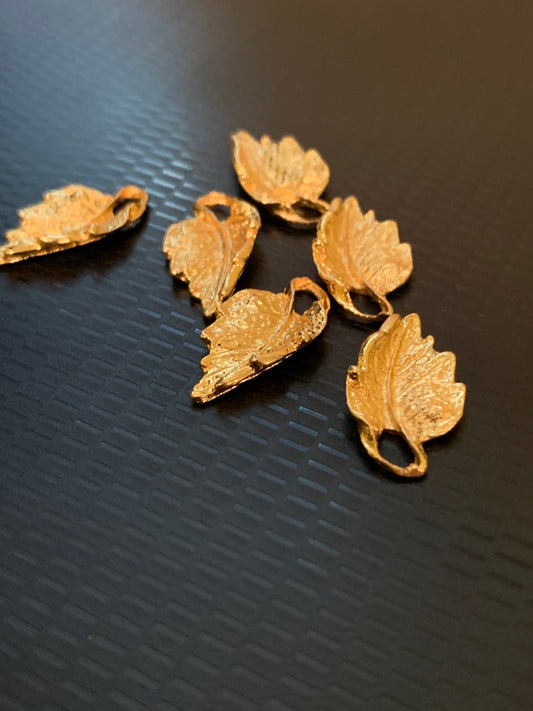 19mm leaf gold qty 5 / Hoja