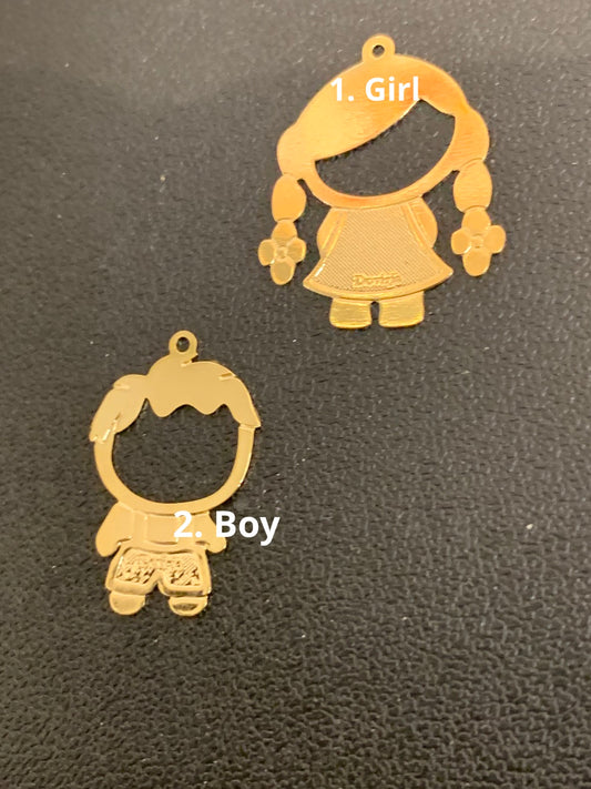 27mm Girl or Boy Pendant Gold / Niña/Niño20581