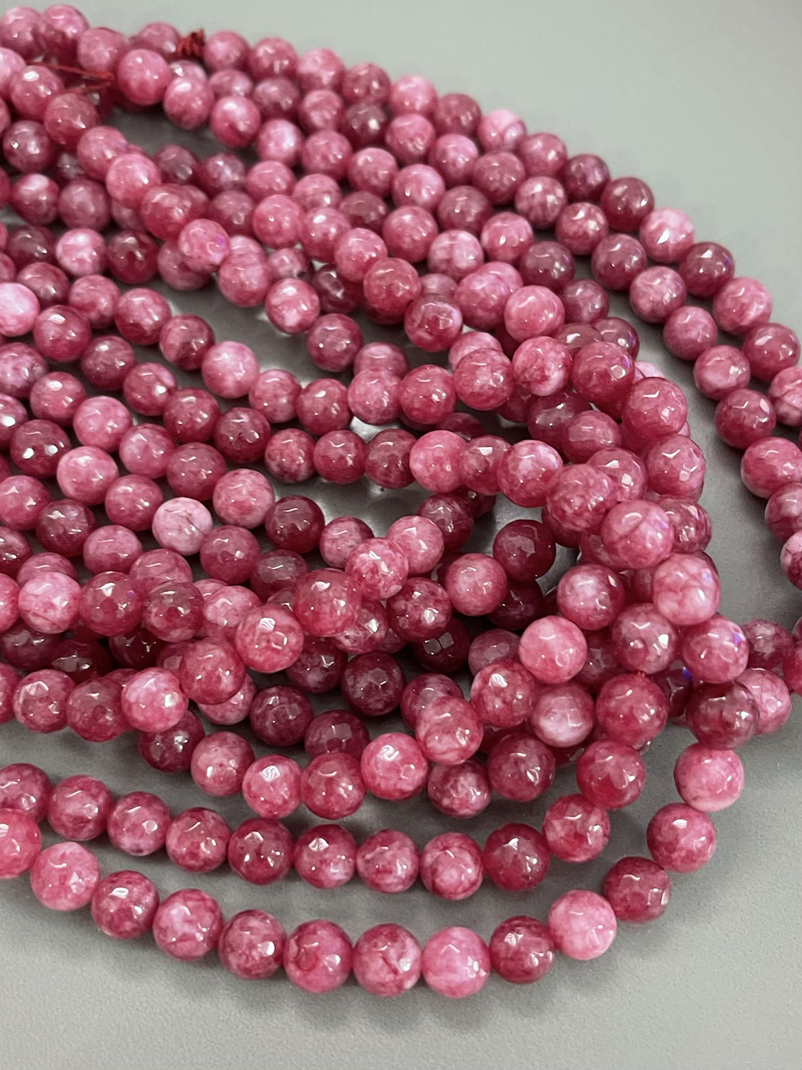 8mm Marble Magenta Dark qty1- 22100