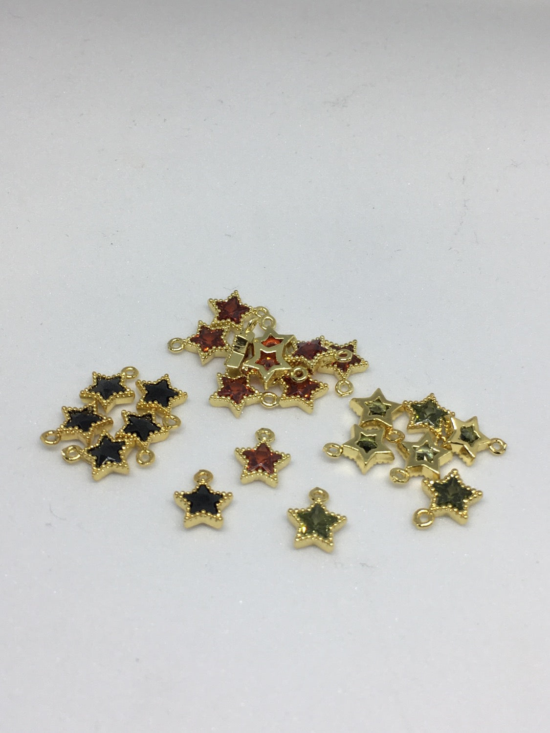 10x8mm Mini Pave Star / Estrella 20991