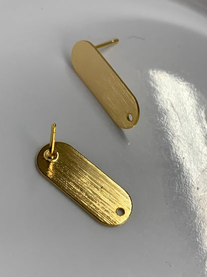 21x8mm Oval post 1 pair gold filled 20526