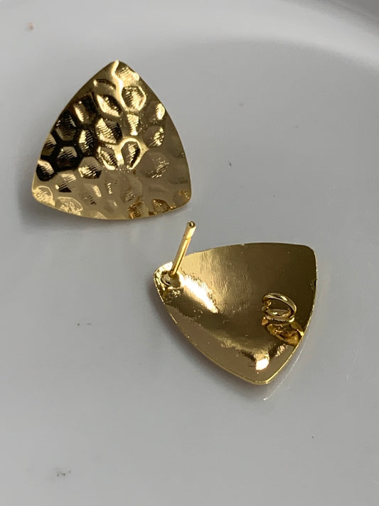 16x17mm triangle 1 pair gold filled 20525