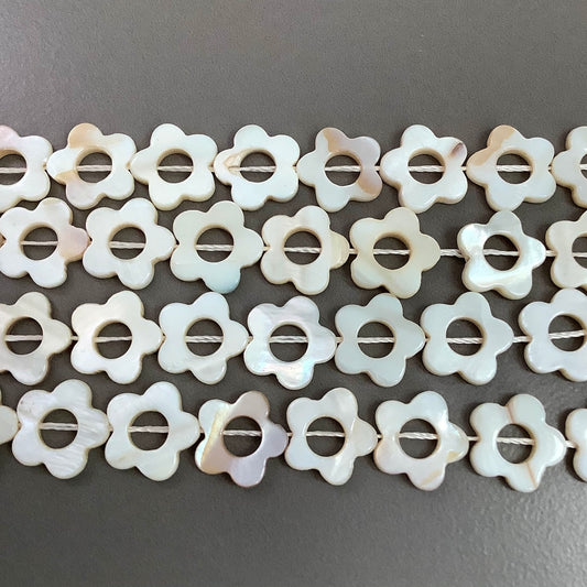 7.7mm Flower Shell Strand Qty1- 22798