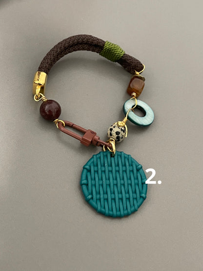 Fall resort style edition II, all materials included in kit.23435