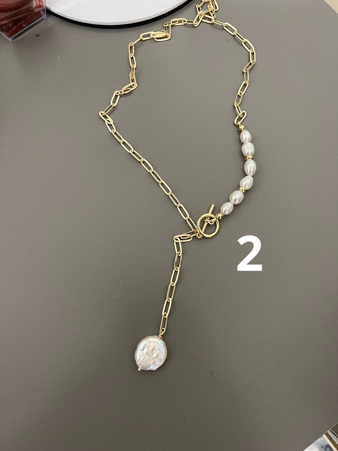 Necklace with pearl and 18k chain, length in description