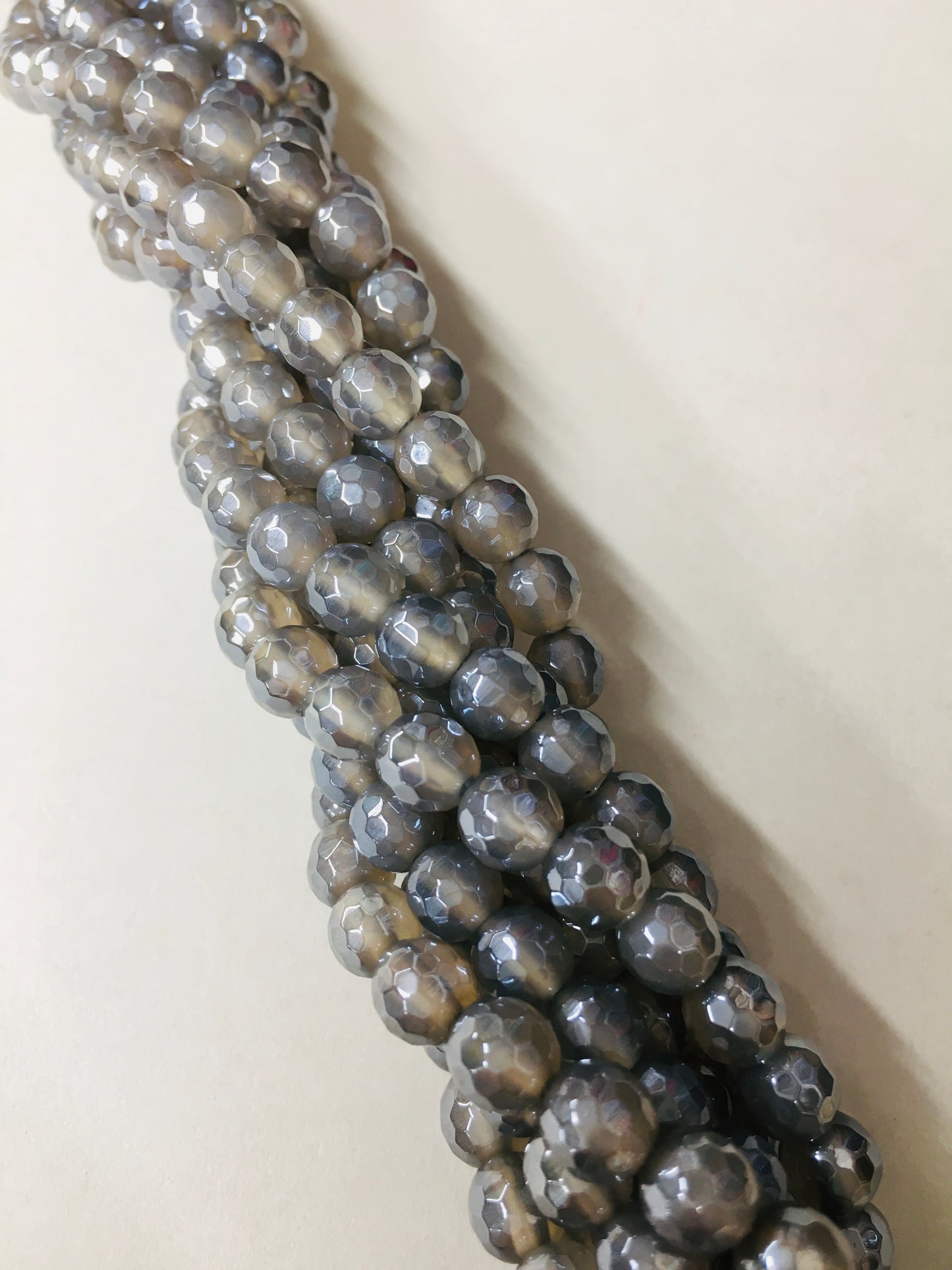 6mm Gray Agate Faceted Strand / Agata 20169