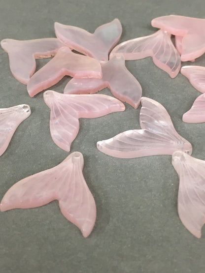 19mm tail pearly acrylic 20868