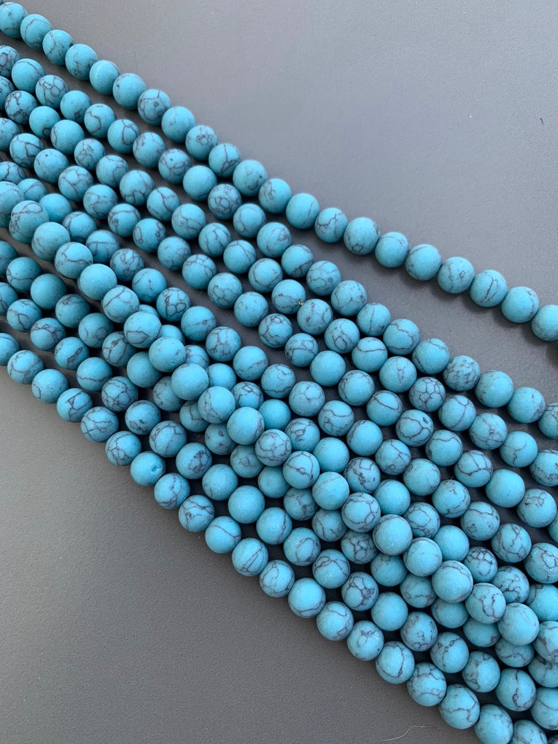 8mm Turquoise howlite 21804 Qty 46 beads per strand