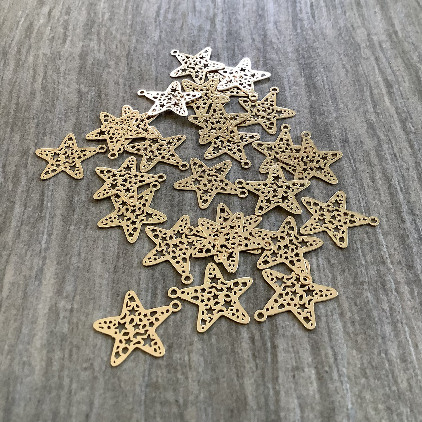 17.5mm Star with Stars In qty1- 22738