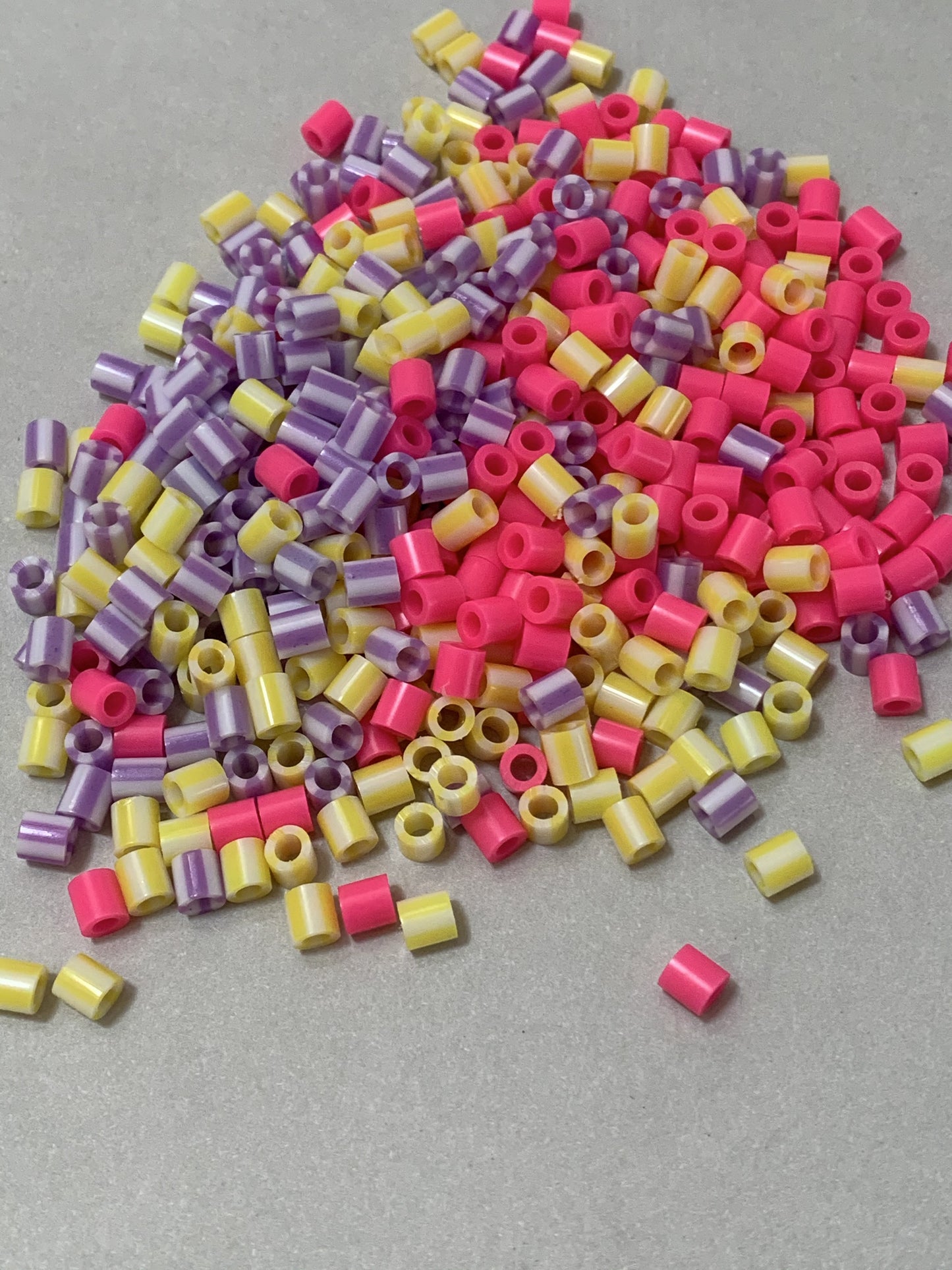 Pink, Yellow and Purple Different Color Tube Wide Hole Qty 550 aprox/ Tubo