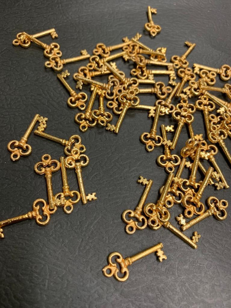 22mm two loop key gold qty 1 / 17785