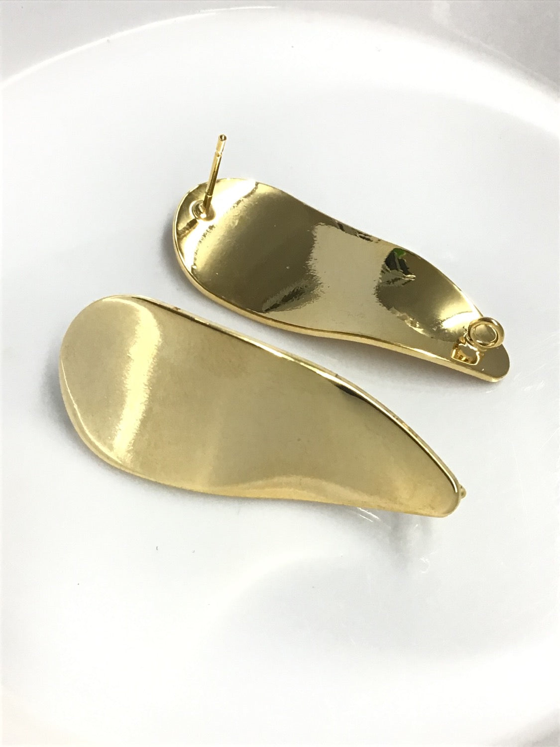 37x16mm Wave Drop Gold Filled 1 pair