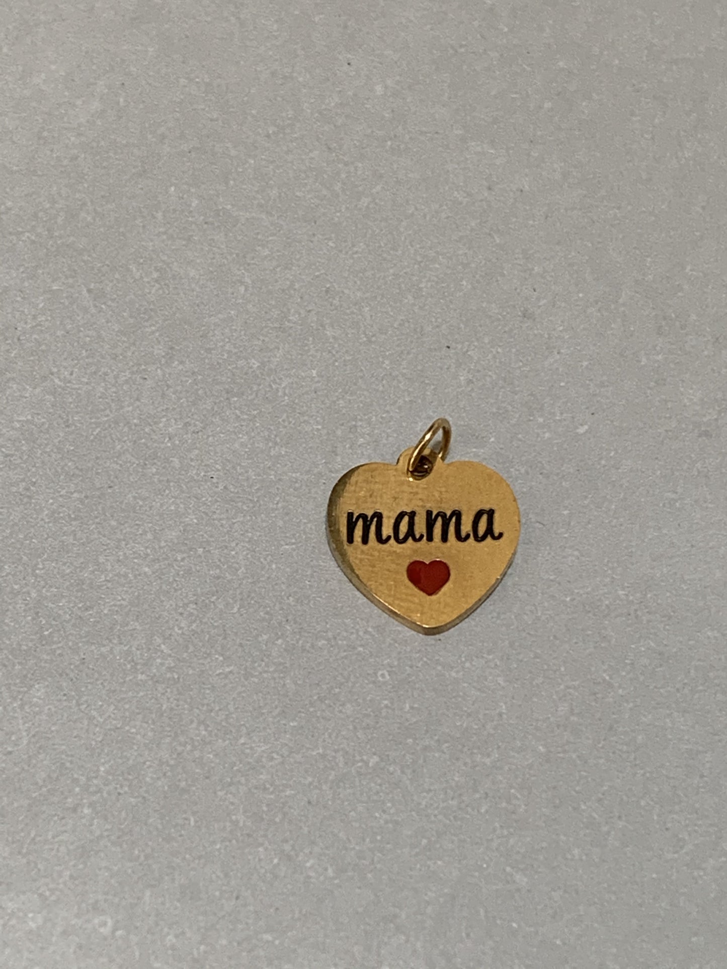 Heart with Mom and Red Heart Inside / Corazon Mama 18167